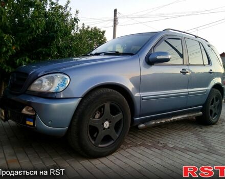 Мерседес МЛ класс, объемом двигателя 5 л и пробегом 303 тыс. км за 3000 $, фото 8 на Automoto.ua