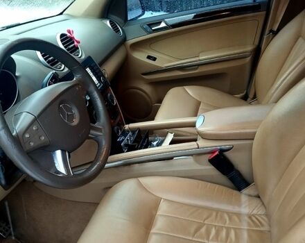 Мерседес МЛ класс, об'ємом двигуна 3 л та пробігом 324 тис. км за 11000 $, фото 4 на Automoto.ua