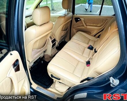 Мерседес МЛ класс, объемом двигателя 4 л и пробегом 256 тыс. км за 3750 $, фото 9 на Automoto.ua