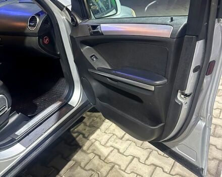Мерседес МЛ класс, объемом двигателя 3.2 л и пробегом 300 тыс. км за 5900 $, фото 8 на Automoto.ua