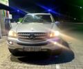 Мерседес МЛ класс, объемом двигателя 3.2 л и пробегом 300 тыс. км за 5900 $, фото 1 на Automoto.ua