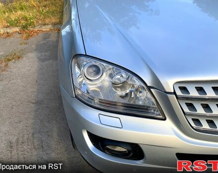 Мерседес ML-Class, об'ємом двигуна 3.5 л та пробігом 98 тис. км за 12600 $, фото 8 на Automoto.ua