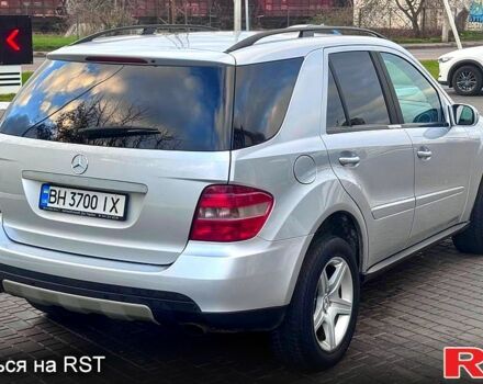 Мерседес МЛ класс, объемом двигателя 3.5 л и пробегом 286 тыс. км за 6500 $, фото 3 на Automoto.ua