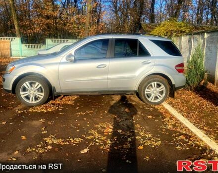 Мерседес ML-Class, об'ємом двигуна 3.6 л та пробігом 287 тис. км за 9700 $, фото 1 на Automoto.ua