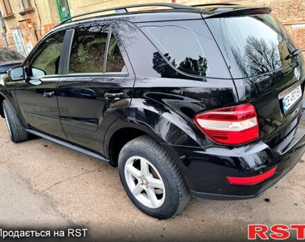 Мерседес МЛ класс, объемом двигателя 3 л и пробегом 281 тыс. км за 13700 $, фото 2 на Automoto.ua