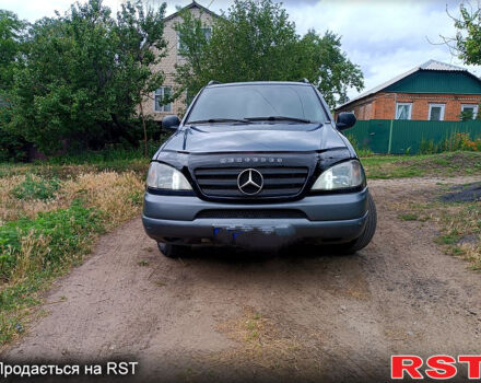 Мерседес МЛ класс, объемом двигателя 2.7 л и пробегом 340 тыс. км за 4700 $, фото 1 на Automoto.ua