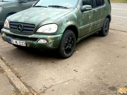Мерседес МЛ класс, об'ємом двигуна 2.7 л та пробігом 217 тис. км за 3500 $, фото 1 на Automoto.ua