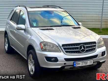 Мерседес МЛ класс, объемом двигателя 3.5 л и пробегом 286 тыс. км за 6500 $, фото 1 на Automoto.ua