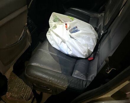 Мерседес МЛ класс 1997 у Вышгороде на Automoto.ua Сірий Мерседес МЛ класс, об'ємом двигуна 3.2 л та пробігом 300 тис. км за 4500 $, фото 3 на Automoto.ua