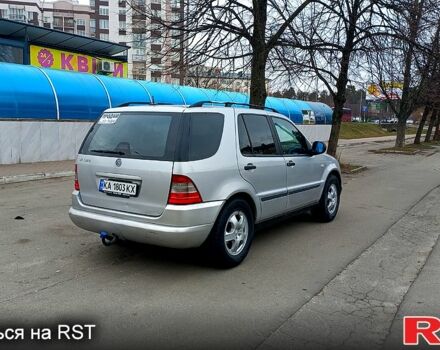 Сірий Мерседес ML-Class, об'ємом двигуна 3.2 л та пробігом 325 тис. км за 5000 $, фото 2 на Automoto.ua