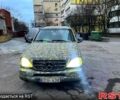 Серый Мерседес МЛ класс, объемом двигателя 32 л и пробегом 0 тыс. км за 2000 $, фото 1 на Automoto.ua