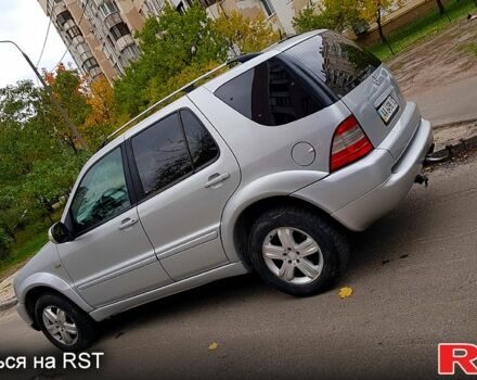 Мерседес МЛ класс 2001 в Киеве на Automoto.ua Серый Мерседес МЛ класс, объемом двигателя 4.3 л и пробегом 270 тыс. км за 6500 $, фото 4 на Automoto.ua