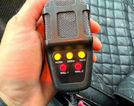 Серый Мерседес МЛ класс, объемом двигателя 2.7 л и пробегом 490 тыс. км за 4499 $, фото 7 на Automoto.ua