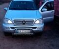 Сірий Мерседес МЛ класс, об'ємом двигуна 3.7 л та пробігом 290 тис. км за 7000 $, фото 1 на Automoto.ua