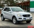Сірий Мерседес МЛ класс, об'ємом двигуна 3 л та пробігом 435 тис. км за 6000 $, фото 1 на Automoto.ua