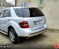 Серый Мерседес МЛ класс, объемом двигателя 3 л и пробегом 270 тыс. км за 15300 $, фото 6 на Automoto.ua