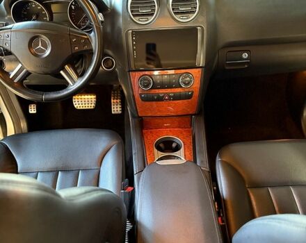 Сірий Мерседес МЛ класс, об'ємом двигуна 3 л та пробігом 261 тис. км за 15500 $, фото 8 на Automoto.ua