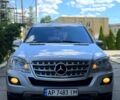 Сірий Мерседес МЛ класс, об'ємом двигуна 3.5 л та пробігом 220 тис. км за 13500 $, фото 1 на Automoto.ua