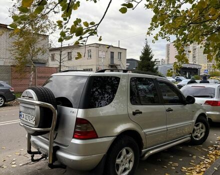 Сірий Мерседес МЛ класс, об'ємом двигуна 2.7 л та пробігом 385 тис. км за 4500 $, фото 1 на Automoto.ua