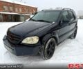 Синій Мерседес МЛ класс, об'ємом двигуна 2.7 л та пробігом 270 тис. км за 3500 $, фото 1 на Automoto.ua