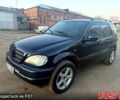 Синій Мерседес МЛ класс, об'ємом двигуна 2.7 л та пробігом 286 тис. км за 3300 $, фото 1 на Automoto.ua