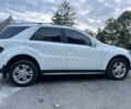 Білий Мерседес МЛ, об'ємом двигуна 3.5 л та пробігом 245 тис. км за 10500 $, фото 8 на Automoto.ua