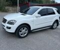 Білий Мерседес МЛ, об'ємом двигуна 3.5 л та пробігом 245 тис. км за 10500 $, фото 12 на Automoto.ua