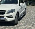 Белый Мерседес МЛ, объемом двигателя 3 л и пробегом 217 тыс. км за 22500 $, фото 5 на Automoto.ua