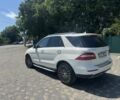 Белый Мерседес МЛ, объемом двигателя 3 л и пробегом 217 тыс. км за 22500 $, фото 11 на Automoto.ua