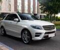 Белый Мерседес МЛ, объемом двигателя 3 л и пробегом 159 тыс. км за 19000 $, фото 1 на Automoto.ua