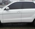 Білий Мерседес МЛ, об'ємом двигуна 0 л та пробігом 201 тис. км за 20500 $, фото 2 на Automoto.ua