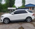 Белый Мерседес МЛ, объемом двигателя 3.5 л и пробегом 189 тыс. км за 20500 $, фото 4 на Automoto.ua