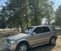 Бежевий Мерседес МЛ, об'ємом двигуна 0 л та пробігом 250 тис. км за 4200 $, фото 7 на Automoto.ua
