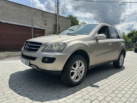 Мерседес МЛ 2006 в Ровно на Automoto.ua Бежевый Мерседес МЛ, объемом двигателя 3 л и пробегом 300 тыс. км за 5300 $, фото 1 на Automoto.ua