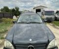 Черный Мерседес МЛ, объемом двигателя 2.7 л и пробегом 200 тыс. км за 6500 $, фото 6 на Automoto.ua