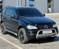 Чорний Мерседес МЛ, об'ємом двигуна 2.3 л та пробігом 350 тис. км за 4999 $, фото 1 на Automoto.ua