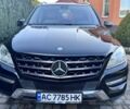 Черный Мерседес МЛ, объемом двигателя 3 л и пробегом 184 тыс. км за 19900 $, фото 4 на Automoto.ua