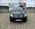 Чорний Мерседес МЛ, об'ємом двигуна 3 л та пробігом 297 тис. км за 12099 $, фото 1 на Automoto.ua