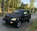 Чорний Мерседес МЛ, об'ємом двигуна 2.7 л та пробігом 300 тис. км за 3500 $, фото 2 на Automoto.ua