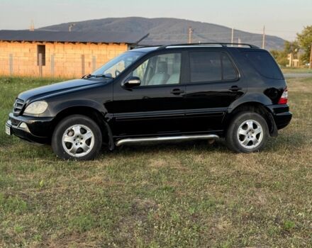 Чорний Мерседес МЛ, об'ємом двигуна 2.7 л та пробігом 276 тис. км за 3950 $, фото 7 на Automoto.ua