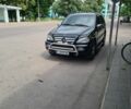 Черный Мерседес МЛ, объемом двигателя 3.7 л и пробегом 361 тыс. км за 6900 $, фото 2 на Automoto.ua