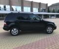 Черный Мерседес МЛ, объемом двигателя 2.7 л и пробегом 315 тыс. км за 4799 $, фото 5 на Automoto.ua