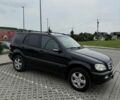Чорний Мерседес МЛ, об'ємом двигуна 2.7 л та пробігом 253 тис. км за 2268 $, фото 1 на Automoto.ua
