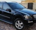 Черный Мерседес МЛ, объемом двигателя 3.5 л и пробегом 265 тыс. км за 8600 $, фото 1 на Automoto.ua