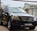 Черный Мерседес МЛ, объемом двигателя 3.5 л и пробегом 253 тыс. км за 9500 $, фото 2 на Automoto.ua