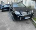 Чорний Мерседес МЛ, об'ємом двигуна 3.5 л та пробігом 242 тис. км за 8700 $, фото 1 на Automoto.ua