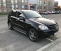 Чорний Мерседес МЛ, об'ємом двигуна 3.5 л та пробігом 276 тис. км за 10700 $, фото 1 на Automoto.ua
