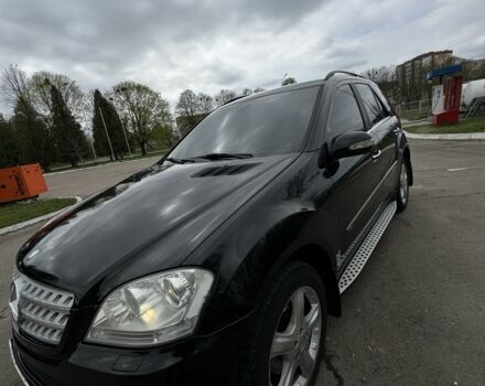 Черный Мерседес МЛ, объемом двигателя 3 л и пробегом 360 тыс. км за 13000 $, фото 2 на Automoto.ua