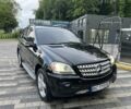 Черный Мерседес МЛ, объемом двигателя 3.5 л и пробегом 230 тыс. км за 11000 $, фото 7 на Automoto.ua