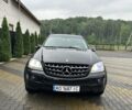 Чорний Мерседес МЛ, об'ємом двигуна 3.5 л та пробігом 300 тис. км за 9500 $, фото 1 на Automoto.ua